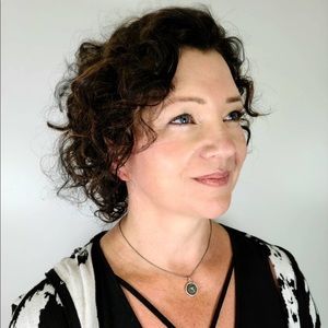 Meet your Posher, Bonnie